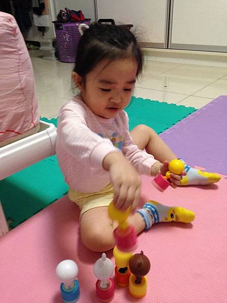 寶妞愛蓋章_031115(6).JPG