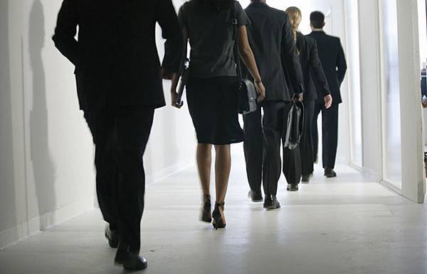 Business-People-Leaving-Walking-Falling-Decline-Corporate-700x4501.jpg