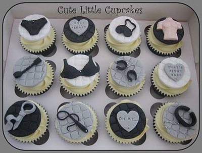 50-Shades-Grey-Cupcakes