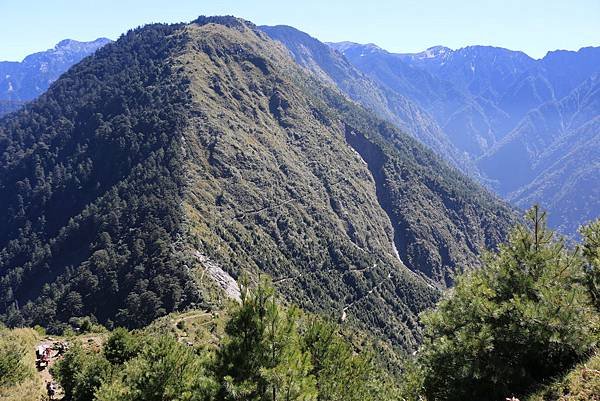 103年10月12日第廿九次露營活動(三)-麟趾山暨玉山登山口_090.JPG