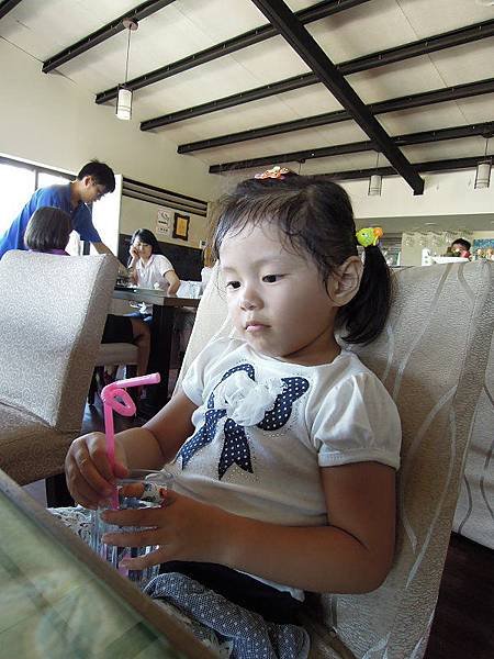 20120901-38