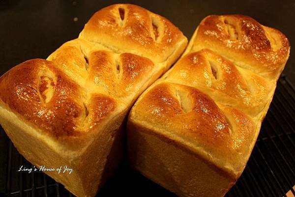 pumpkin filling bread 5.jpg