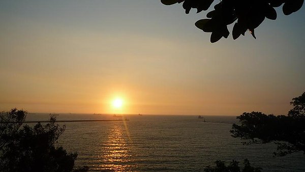 夕陽.jpg