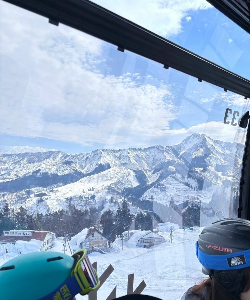 滑雪初體驗 越後湯澤 | 設備翻新的石打丸山滑雪場，即使不滑