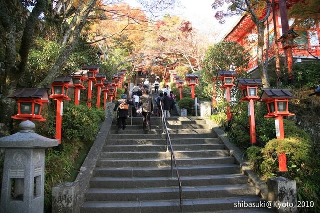 20101117_Kyoto-94_鞍馬寺_1.JPG