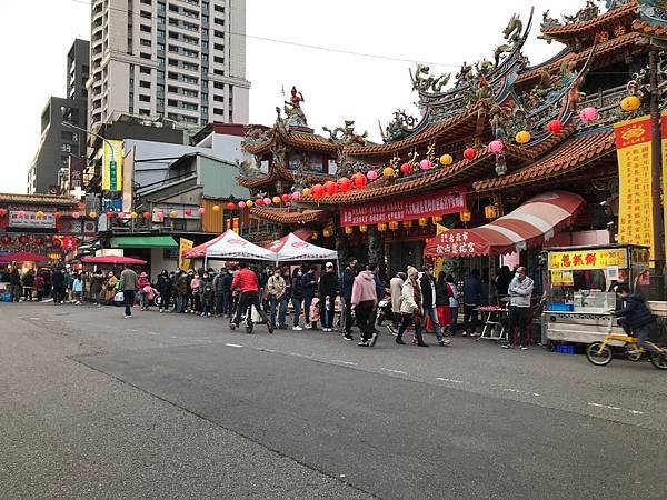 【台北】松山區必遊景點NO.1，網路推薦美食打卡