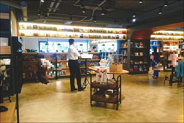益品書屋(EP-BOOKS)-消費佰元，就能不限時在舒適的環
