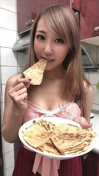 蔥油餅   三星蔥   冷凍食品 加熱即食 慕鈺華黃金蔥油派 宜蘭三星蔥油餅