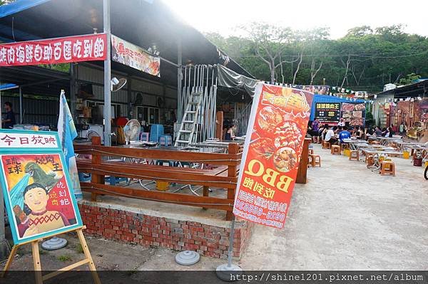 小琉球兩天一夜【戀戀海景離島旅遊】浮潛+BBQ+阿念達小酒吧+花瓶岩+蛤板灣 威尼斯海灘+潮間帶+爆漿黑糖包+魷魚伯母