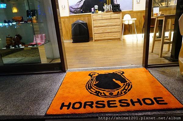 【高雄24小時主題餐廳】馬蹄鐵horseshoe 咖啡輕食館 