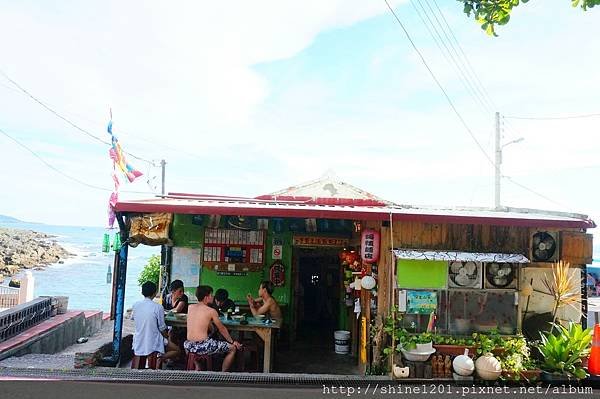 【墾丁海景美食】萬里桐阿嬤麵店，給你最好的海景，異國般的美麗秘境