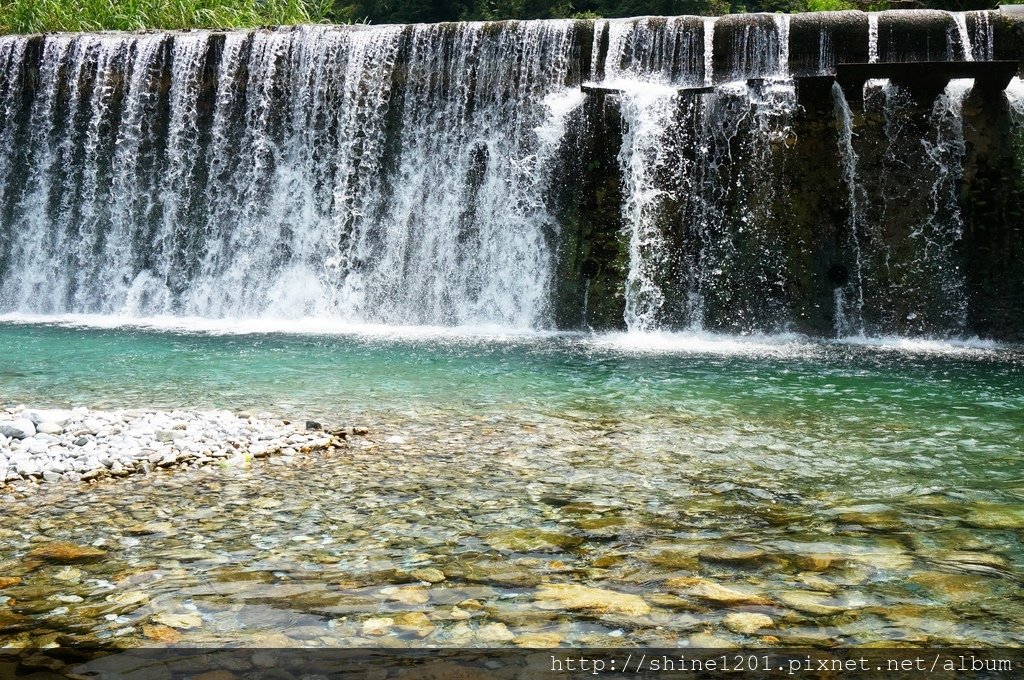 花蓮旅遊景點 米亞丸溪 鯉魚潭周邊親子旅遊景點踏溪戲水  花蓮玩水