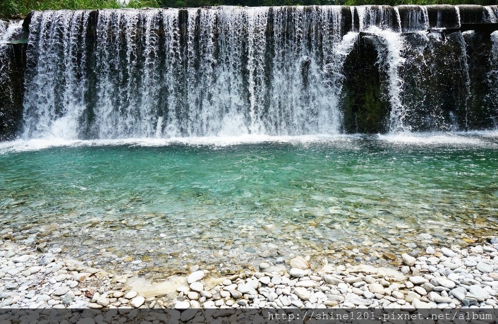 花蓮旅遊景點 米亞丸溪 鯉魚潭周邊親子旅遊景點踏溪戲水  花蓮玩水