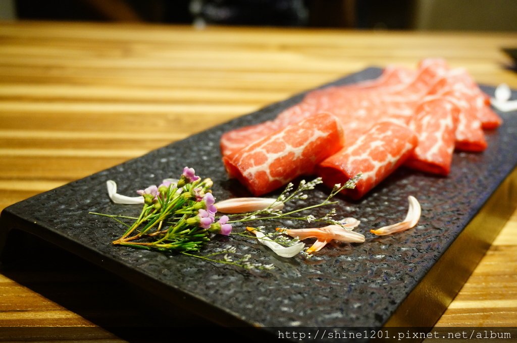 新莊美食 婧shabu 火鍋  新莊副都心附近美食 頭前國中附近美食