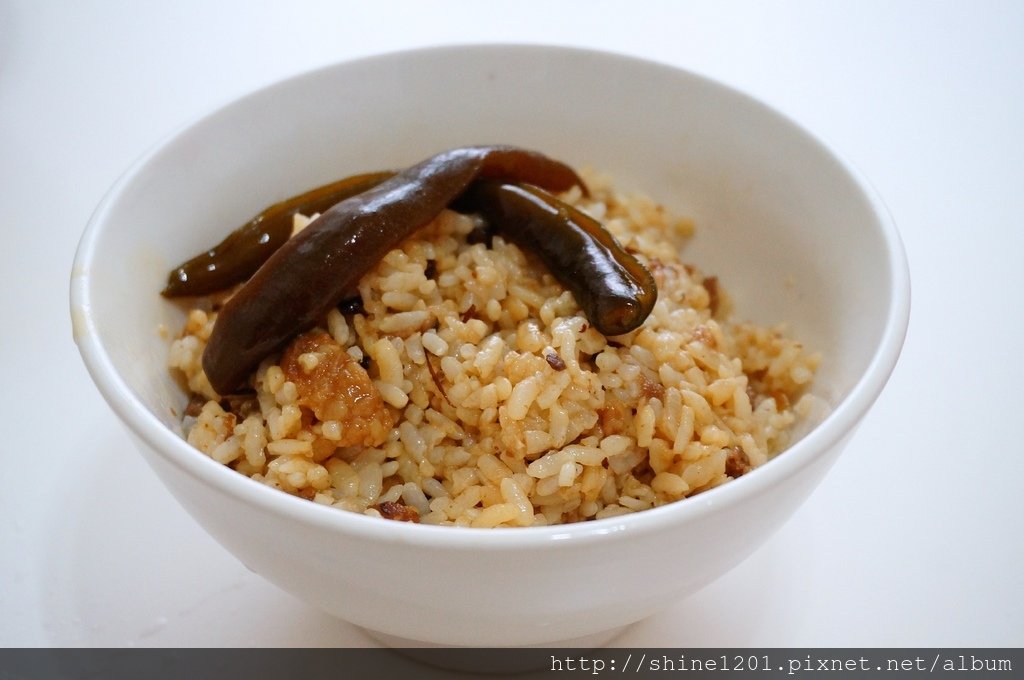 府中美食 墨膳盅品.板橋溫補補湯 何首烏雞湯 .南雅夜市周邊小吃