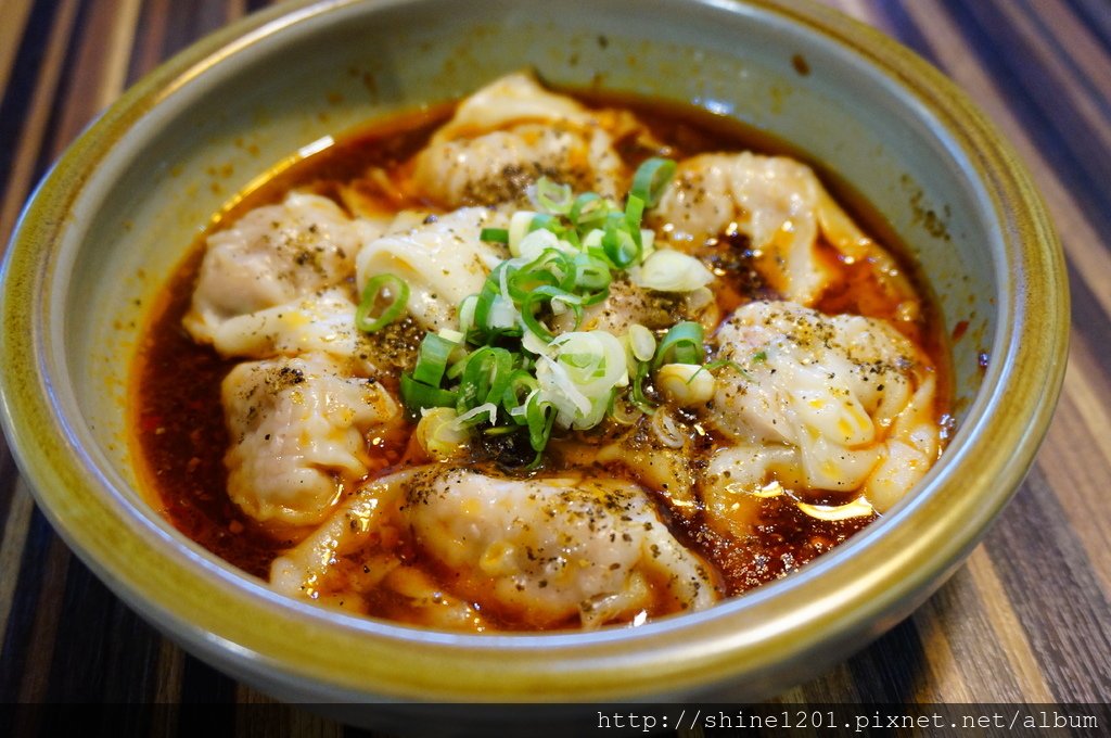 忠孝敦化站美食 燒肉丼販.東區平價丼飯專賣店