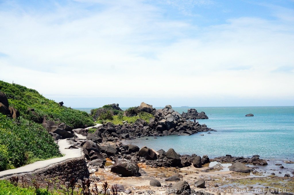 北海岸景點 石門海景餐廳. 萬里烤肉.萬里私房景點.金山.野柳.中租租車