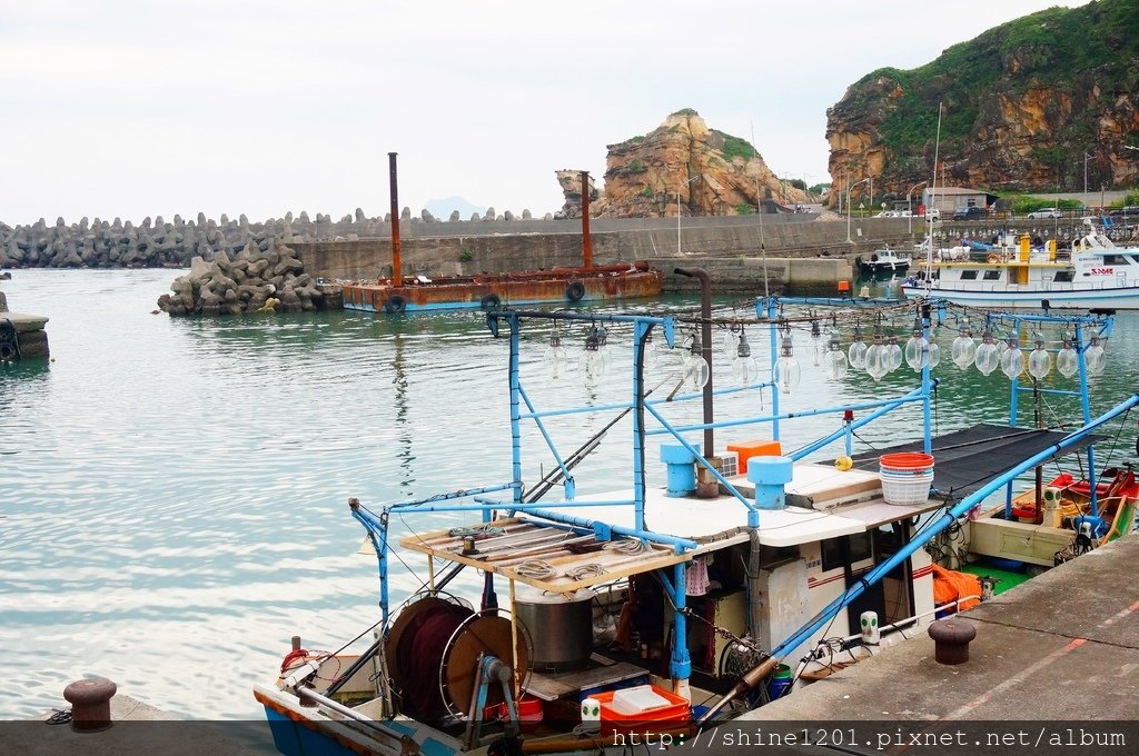 北海岸景點 石門海景餐廳. 萬里烤肉.萬里私房景點.金山.野柳.中租租車