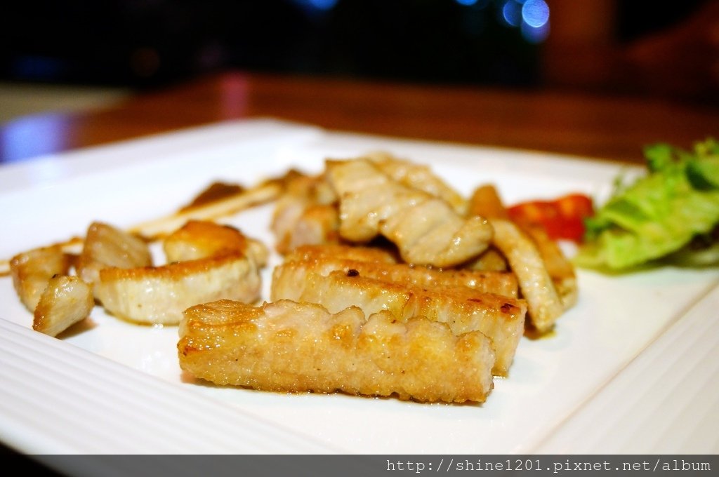 中山區行天宮站美食-兔卡蕾餐酒館