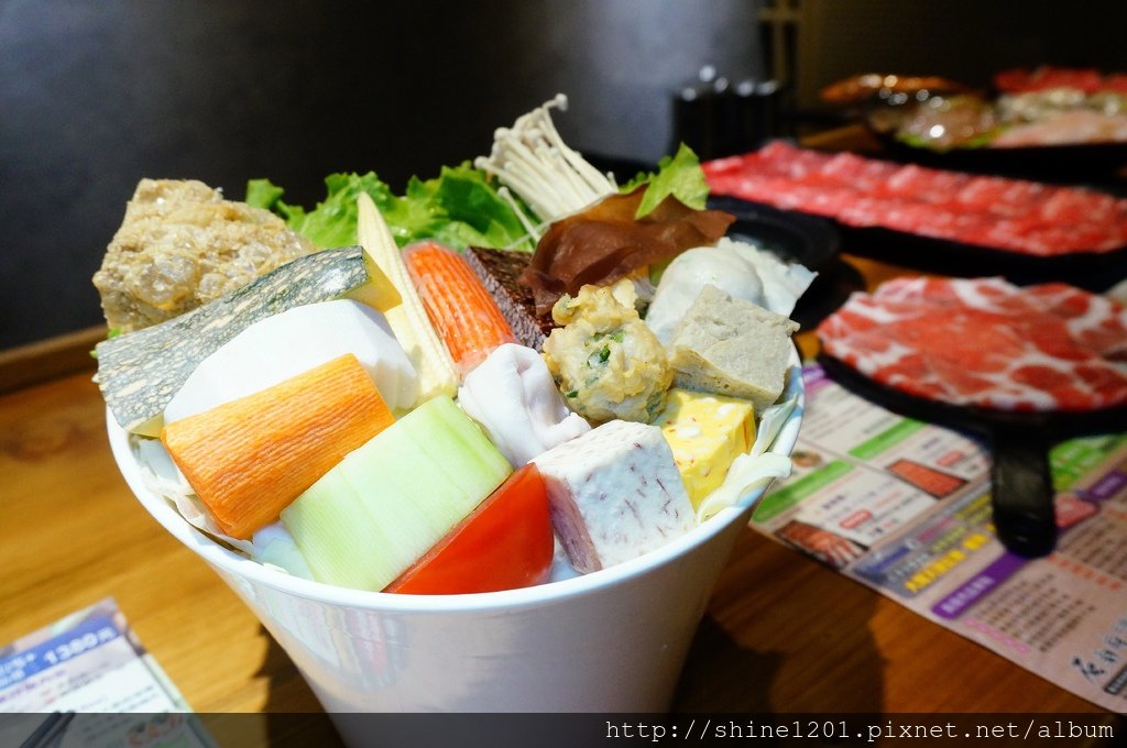 石都府石頭火鍋達人｜中和新莊美食.中和新莊火鍋