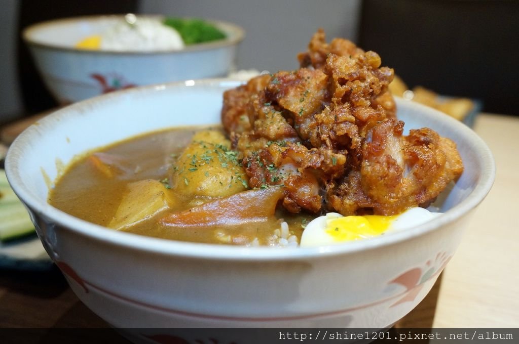 台北咖哩.松山區小巨蛋站美食 國父紀念館站美食 小吉咖哩