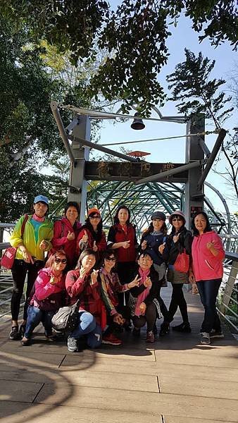 106.12.04鰲峰山公園-8.jpg