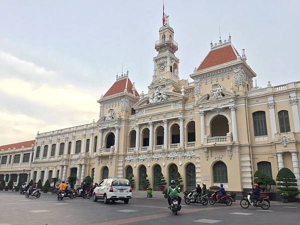 胡志明市人民委員會大廳.JPG