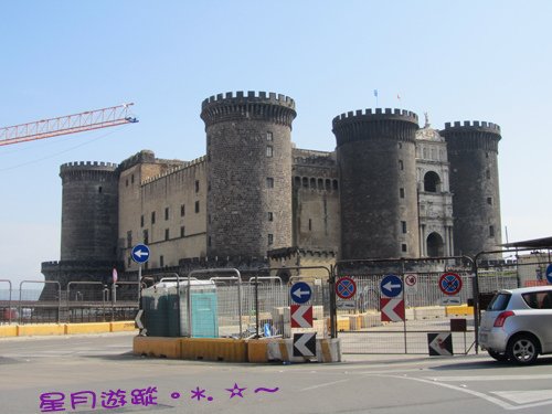 d拿坡里新城堡17