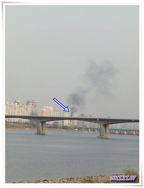 1107-11-江南失火了.JPG