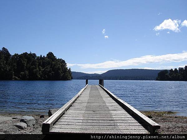 Lake Mapourika