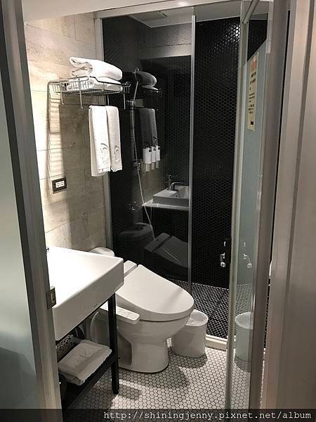 TW＊台北市住宿心得。小公館人文旅舍 NK HOSTEL‧雙