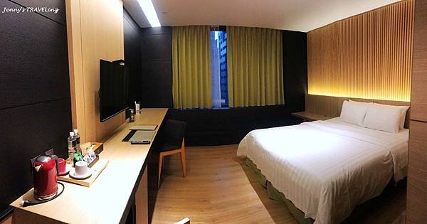 TW＊高雄市住宿推薦。R14巨蛋旅店。巨蛋捷運站旁