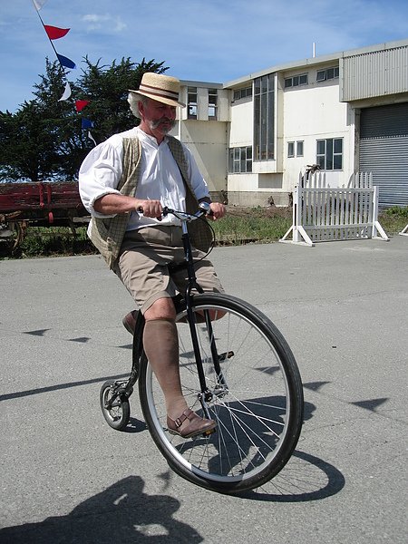 這叫做Penny Farthing