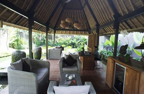 villa komea