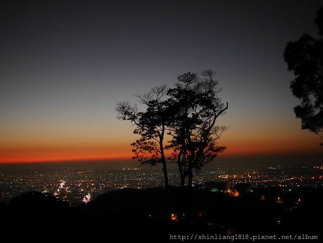 流星花園露營區 年假 暖爐 灌籃高手 廟東夜市