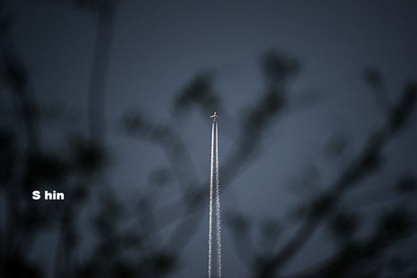 052