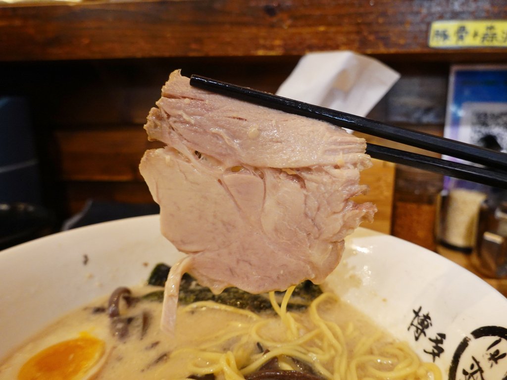 台北士林—道樂拉麵｜攤車躍升人氣拉麵店家 博多豚骨湯頭濃醇夠