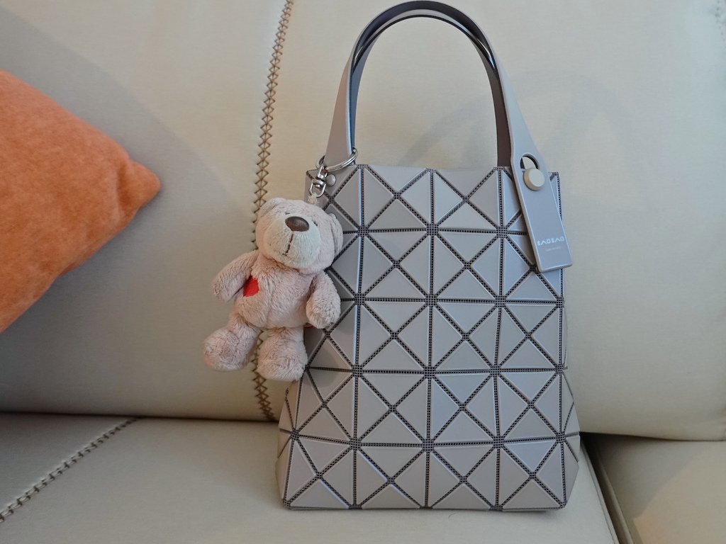 三宅一生ISSEY MIYAKE｜PRISM PLUS MI