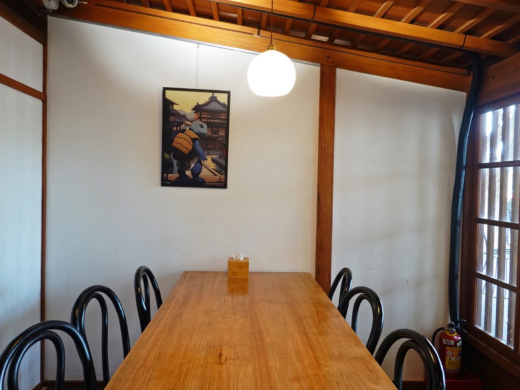 新竹東區—新築窟｜百年老屋享用純植飲食 裸食主義與環保永續實