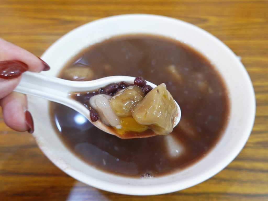 新北深坑—劉の臭豆腐/阿珠芋圓/冰火菠蘿｜以味蕾走訪豆腐之鄉