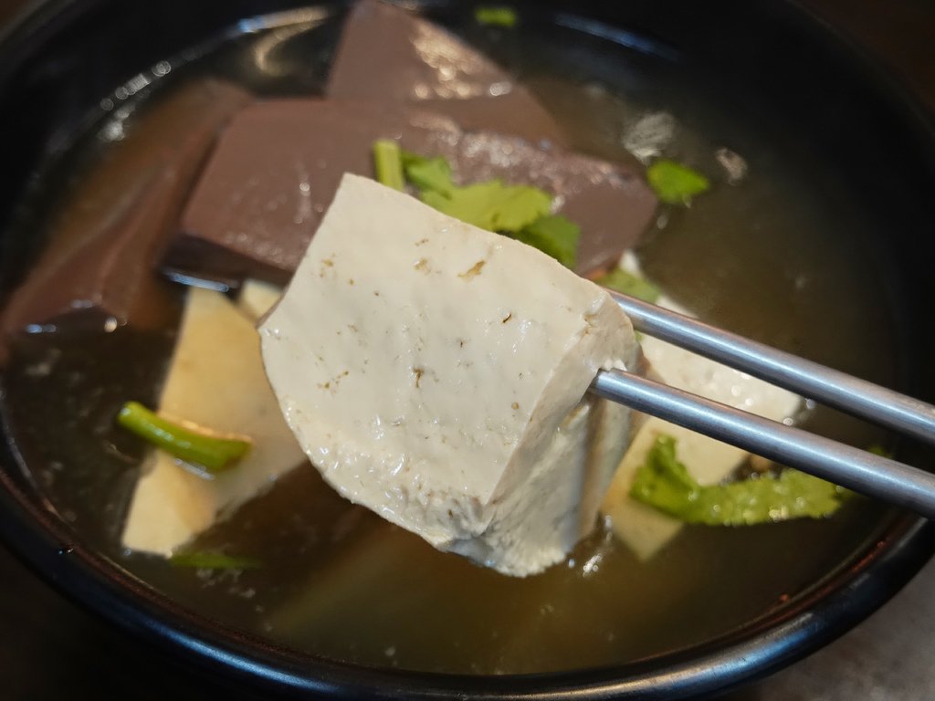 新北深坑—劉の臭豆腐/阿珠芋圓/冰火菠蘿｜以味蕾走訪豆腐之鄉