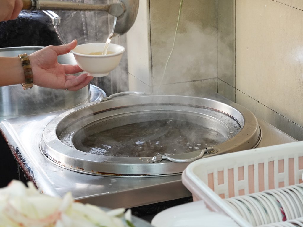 嘉義東區—羅山生炒鱔魚麵｜炭燒味生炒鱔魚麵只賣四小時 隱藏角