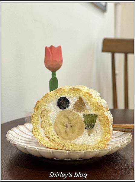 捷運江子翠站 ‧ 茜月甜點工作室