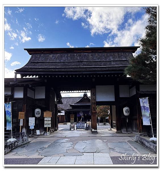 高山陣屋..JPG