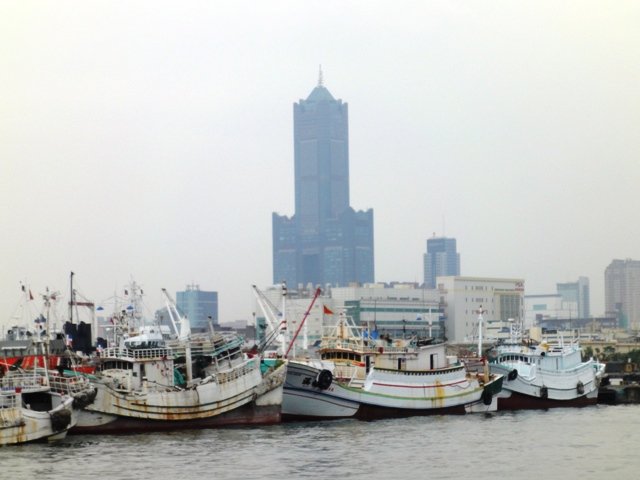 旗津看85大樓.JPG