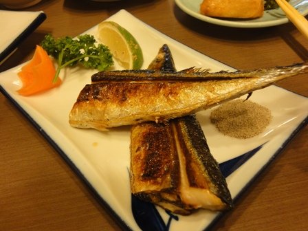 烤秋刀魚.JPG
