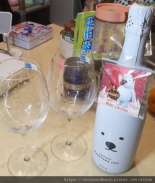 20231224聖誕節 2 氣泡酒.jpg