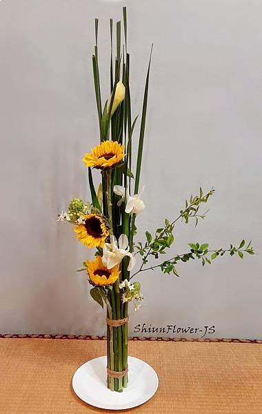 LINE_ALBUM_平行花束_220402.jpg