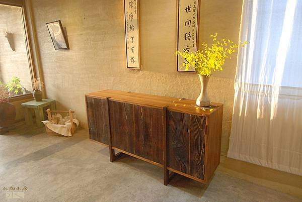 20170104walnut_side_cabinet2.jpg