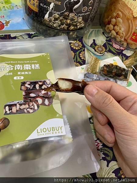 劉霸食品 各式超人氣零嘴 爆米花桶開箱/ 過年不可或缺的綜合